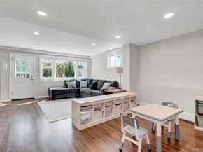 2 Oxford Avenue, Massapequa NY 11758