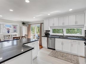 2 Oxford Avenue, Massapequa NY 11758