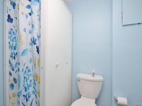 521 E 235th Street, Bronx NY 10470