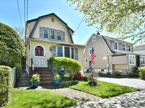 83 Cambridge Street, Valley Stream NY 11581
