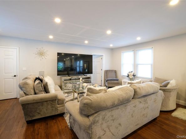 119 Munro Boulevard, Valley Stream NY 11581