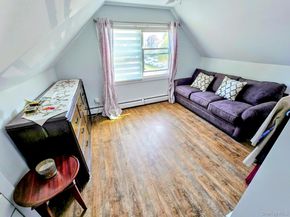 27 Spruce Street, Hicksville NY 11801