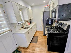 27 Spruce Street, Hicksville NY 11801
