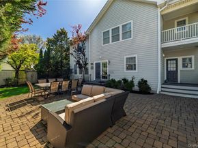 121 Harvard Avenue, Rockville Centre NY 11570