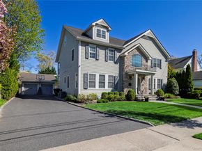 121 Harvard Avenue, Rockville Centre NY 11570