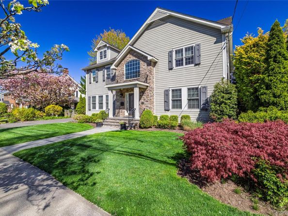 121 Harvard Avenue, Rockville Centre NY 11570