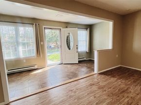 395 Woodbridge Drive 395E, Ridge NY 11961