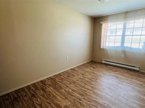 395 Woodbridge Drive 395E, Ridge NY 11961