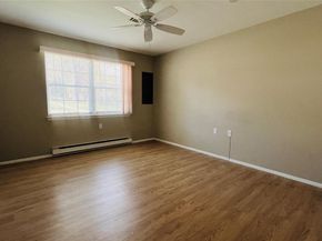 395 Woodbridge Drive 395E, Ridge NY 11961