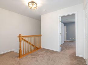 28 Lorien Place 4, Melville NY 11747