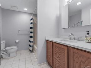242 Maple Avenue 302, Westbury NY 11590