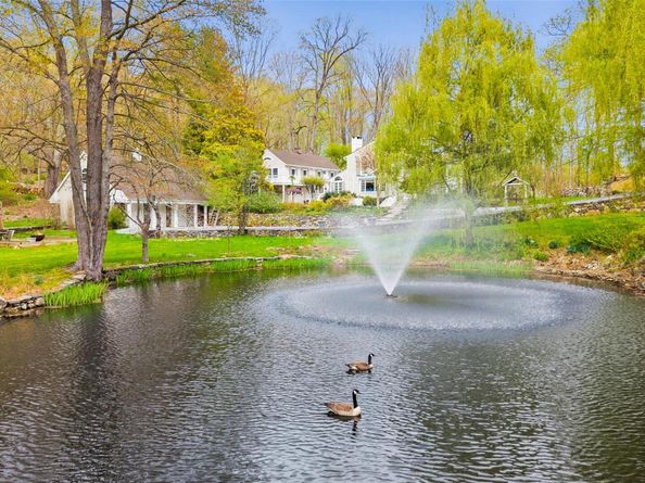 95 Croton Lake Road, Katonah NY 10536