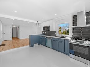227 N Railroad Avenue, Babylon NY 11702