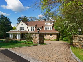 25 West Drive, Plandome NY 11030