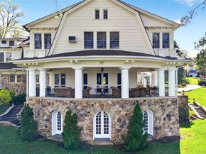 25 West Drive, Plandome NY 11030