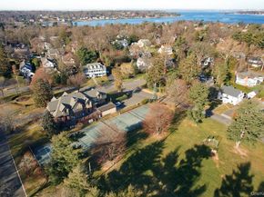 25 West Drive, Plandome NY 11030
