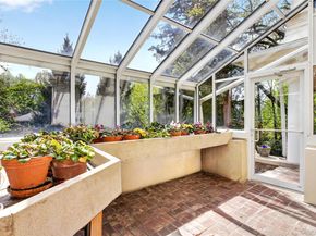 25 West Drive, Plandome NY 11030