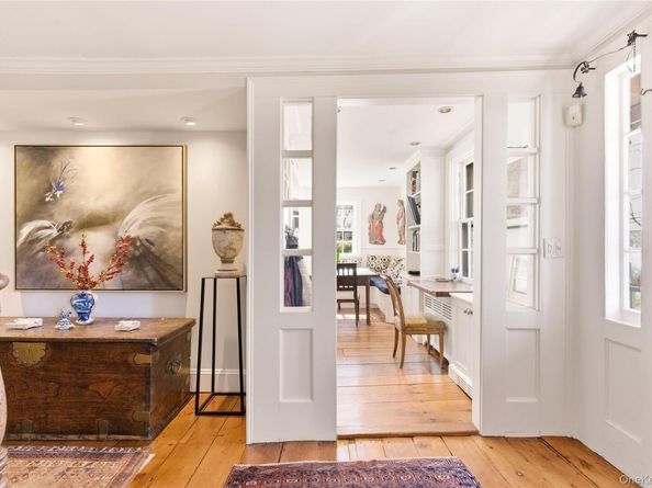 80 Shore Road, Cold Spring Harbor NY 11724
