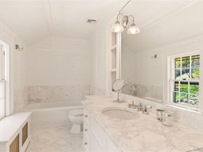 80 Shore Road, Cold Spring Harbor NY 11724
