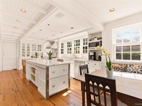 80 Shore Road, Cold Spring Harbor NY 11724