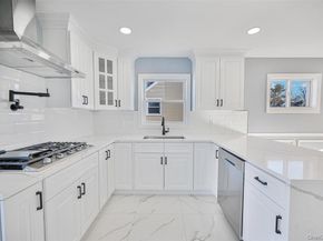 253 Meyer Avenue, Valley Stream NY 11580