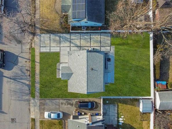 253 Meyer Avenue, Valley Stream NY 11580