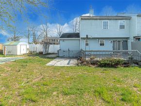 44 Oak Street, Central Islip NY 11722