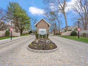 62 Mystic Circle, Bay Shore NY 11706