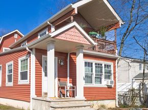 35 Alice Court, East Rockaway NY 11518