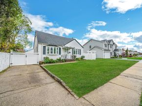 147 Ontario Avenue, Massapequa NY 11758