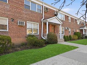 196-32 Pompeii Avenue 2C, Holliswood NY 11423