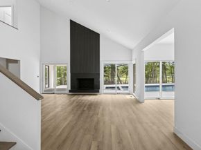 12 Plume Grass Way, Westhampton NY 11977