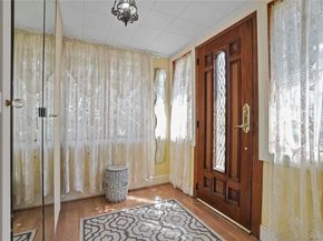117 West Avenue, Hicksville NY 11801