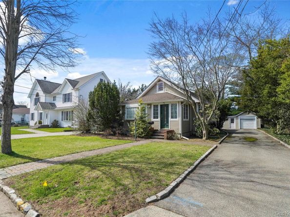 117 West Avenue, Hicksville NY 11801