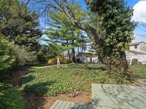 117 West Avenue, Hicksville NY 11801