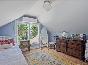 117 West Avenue, Hicksville NY 11801