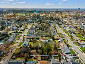117 West Avenue, Hicksville NY 11801