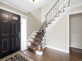 6933 Little Neck Parkway, Glen Oaks NY 11004