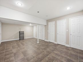 6933 Little Neck Parkway, Glen Oaks NY 11004
