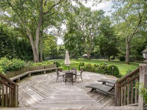 14 Pine Drive, Woodbury NY 11797