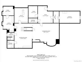 14 Pine Drive, Woodbury NY 11797