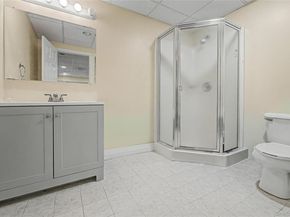 12 Chauncey Place, Woodbury NY 11797