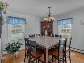 113 Roosevelt Avenue, Islip NY 11751