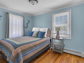 113 Roosevelt Avenue, Islip NY 11751