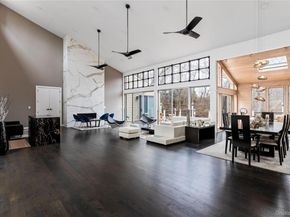 7 Windemere Crest, Woodbury NY 11797