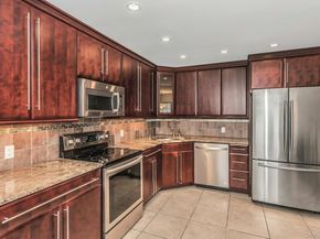 33 Primrose Lane, Kings Park NY 11754