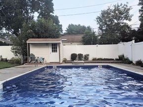33 Primrose Lane, Kings Park NY 11754