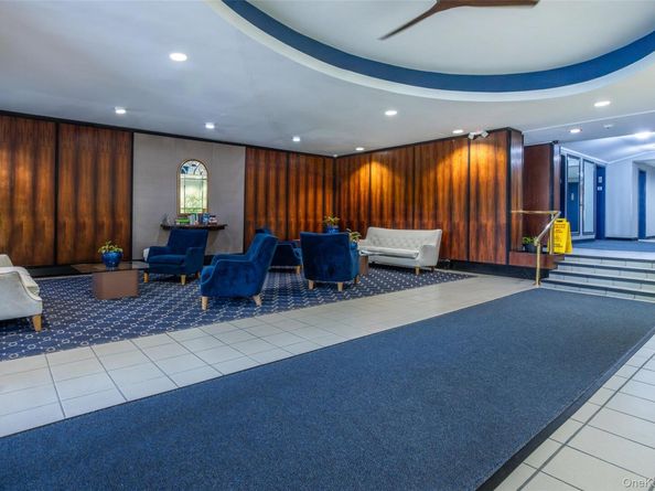 666 Pelham Road 7B, New Rochelle NY 10805