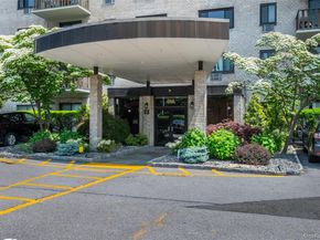 666 Pelham Road 7B, New Rochelle NY 10805