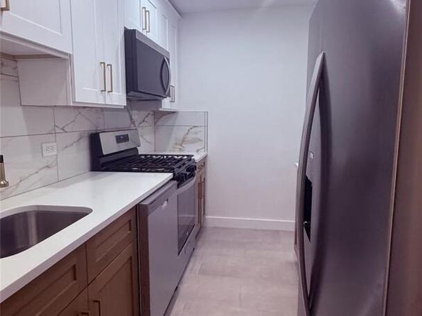 665 Thwaites Place 4N, Bronx NY 10467